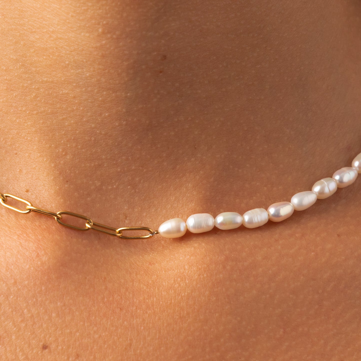 Rinna Necklace - 18K Gold Plated + Real Freshwater Pearls